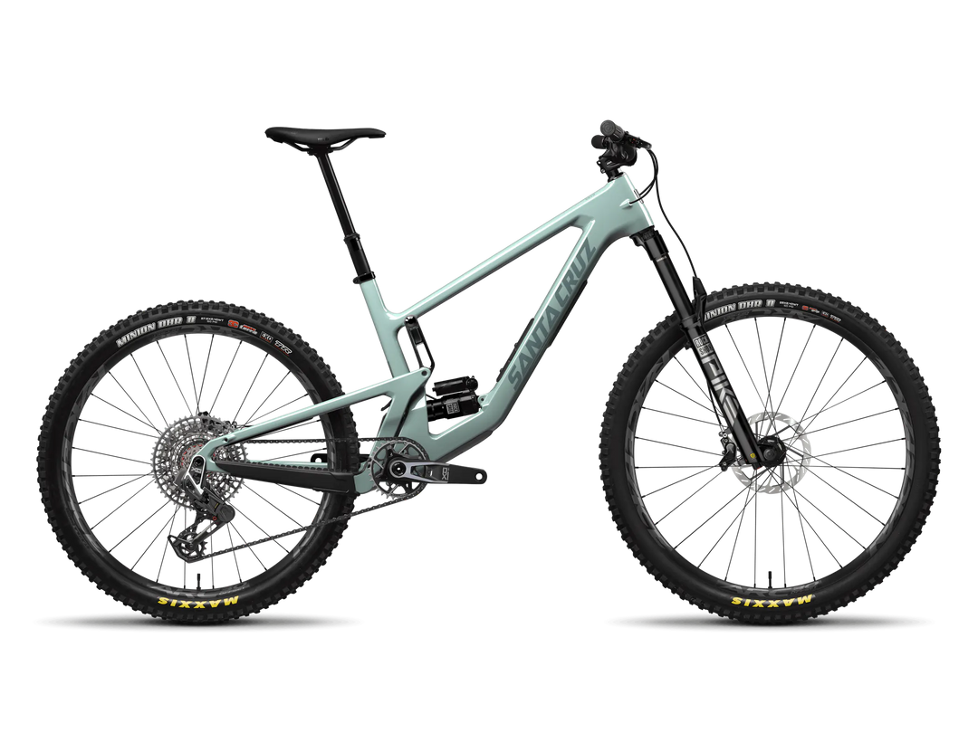 Santa Cruz 5010 Gloss Light Blue 2025