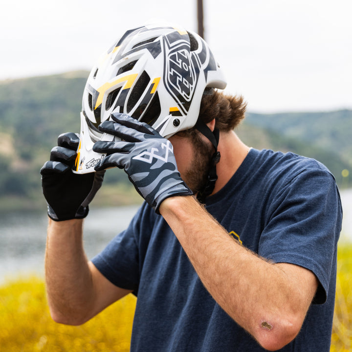 Ridgeline Gloves - Surplus (Grey Camo)